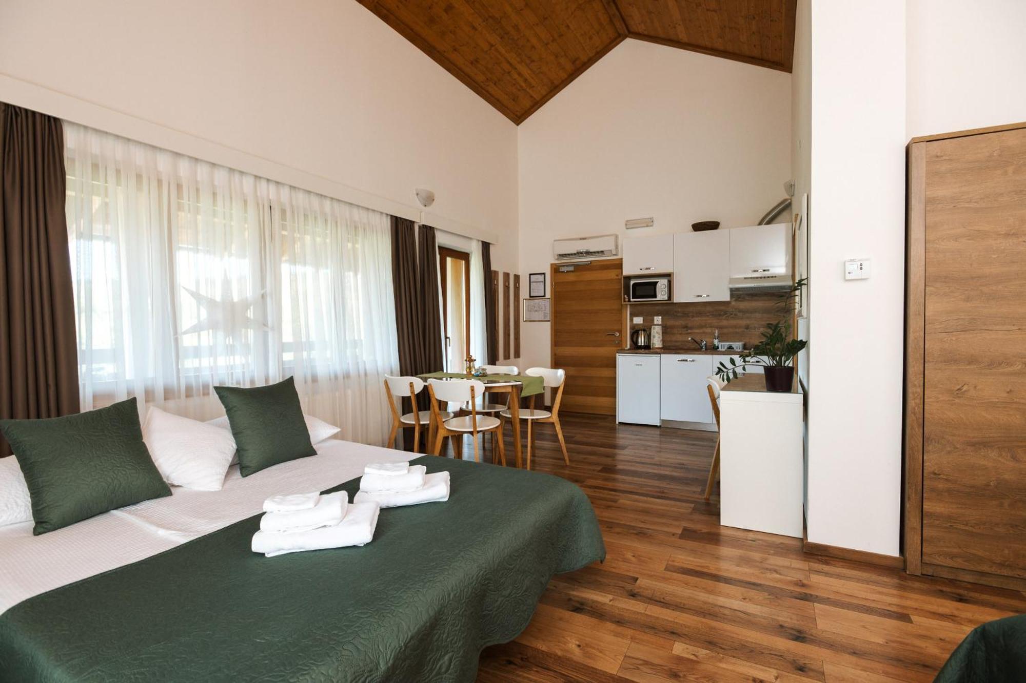 B&B Apartments Buric Plitvice Lakes Plitvička Jezera Exteriör bild
